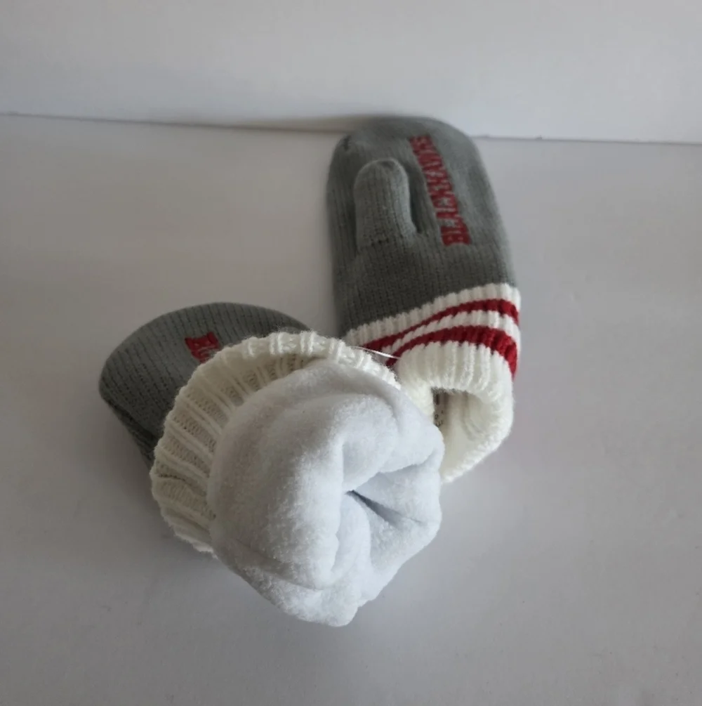 Blackhawks Gray and Red Knit Mittens  with Striped Cuffs One Size Youth